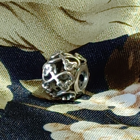 Infinity Mickey & Minnie Authentic Pandora Licensed Disney Charm. - Picture 6 of 7